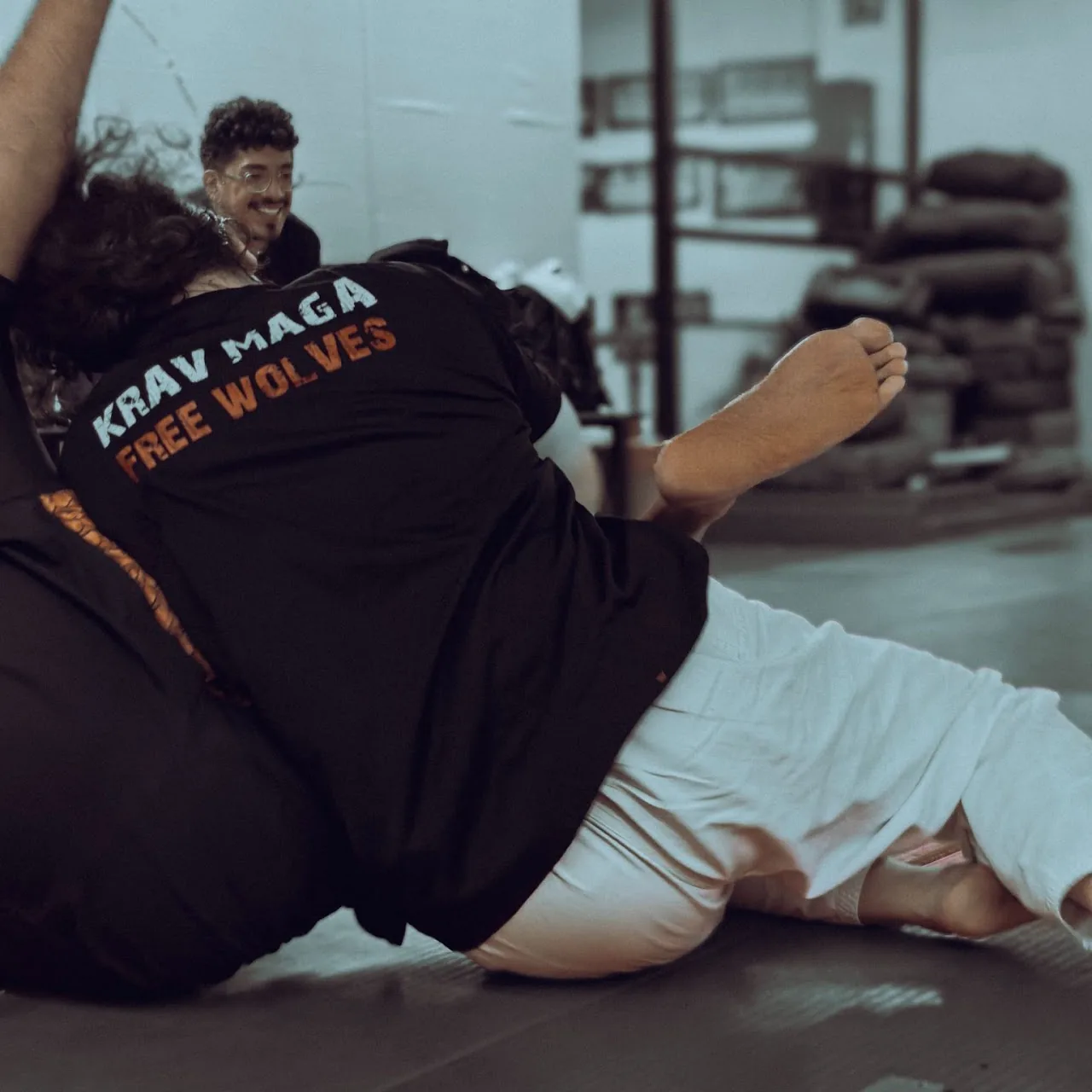 Free Wolves Jiu Jitsu — its own site publishes address, full weekly timetable, price sheet, class cap and a free-trial offer