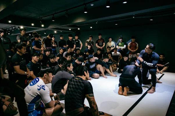 Knee On Belly Jiu-Jitsu, Seongsu