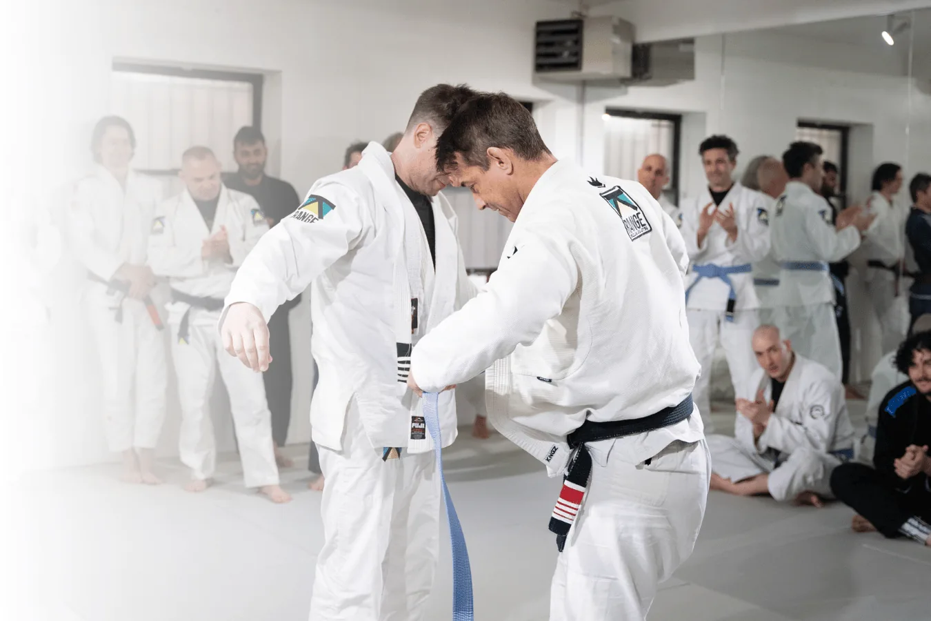Range BJJ NYC — eröffnet, laut eigener Darstellung des Gründers, in einem der wenigen New Yorker Viertel ohne BJJ-Präsenz, wie er es nannte