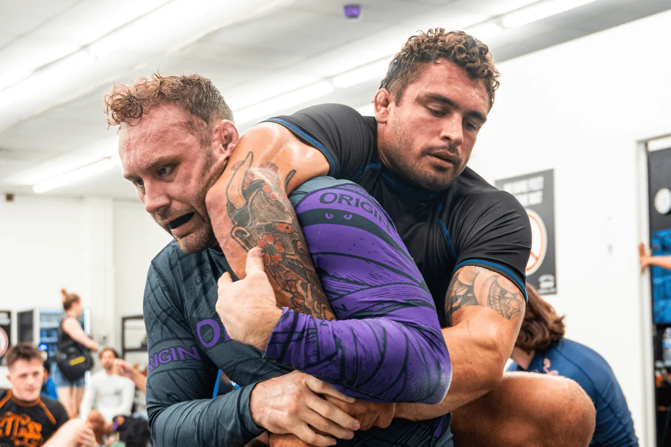 Simple Man Martial Arts — son propre site déclare continuer l'héritage de B-Team Jiu-Jitsu à la même adresse ; le canal propre de B-Team ne le confirme ni ne le dément, la succession est donc enregistrée comme unilatérale